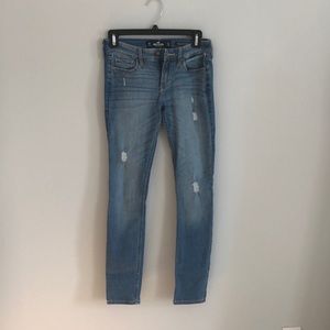 Hollister low-rise skinny jeans